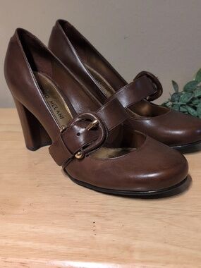 ANTONIO MELANI Brown Chunky Heel Round Toe Mary Jane Pumps